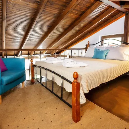 Stone House Maria Skála Marión