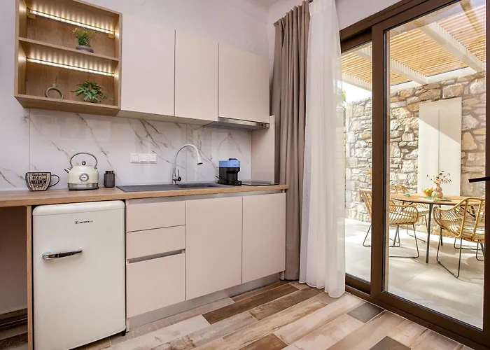 Stone House Maria Ferienhaus *