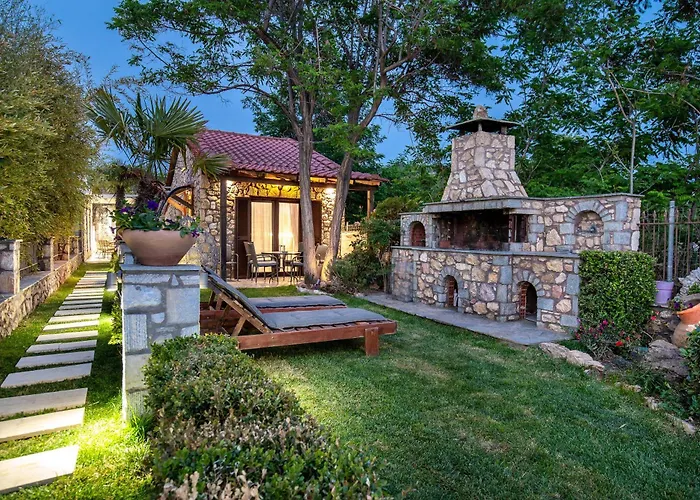 Stone House Maria Ferienhaus *