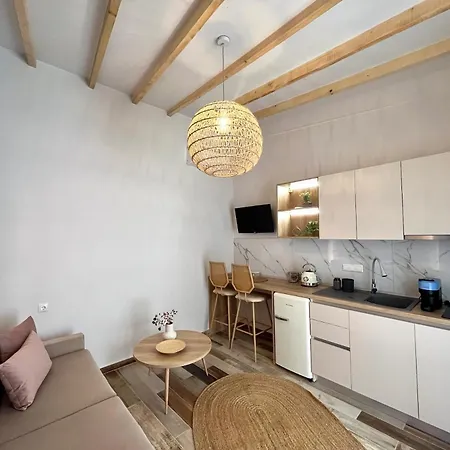 度假居 玛丽亚石楼公寓 *