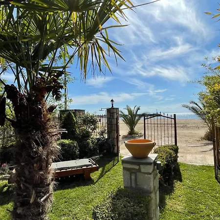 玛丽亚石楼公寓 Skála Marión