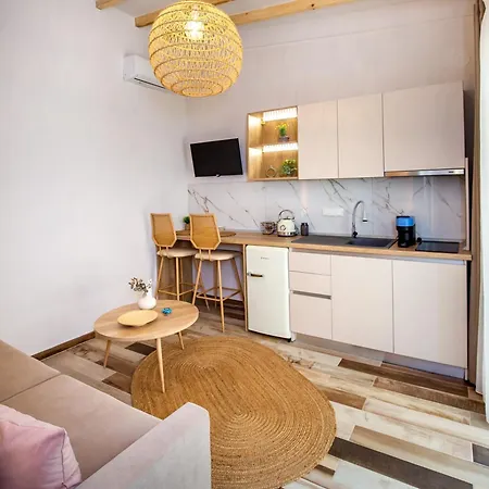 度假居 玛丽亚石楼公寓 Skála Marión