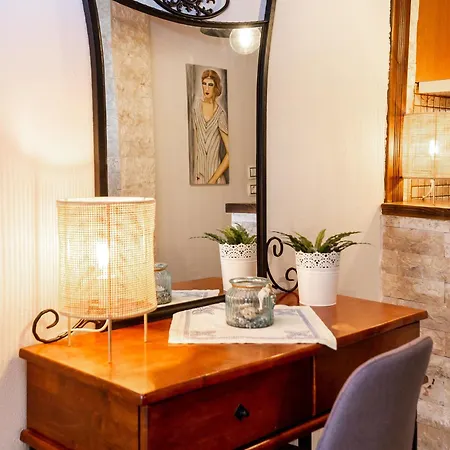 Case de vacanță Stone House Maria Skála Marión