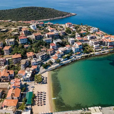 玛丽亚石楼公寓 * Skála Marión